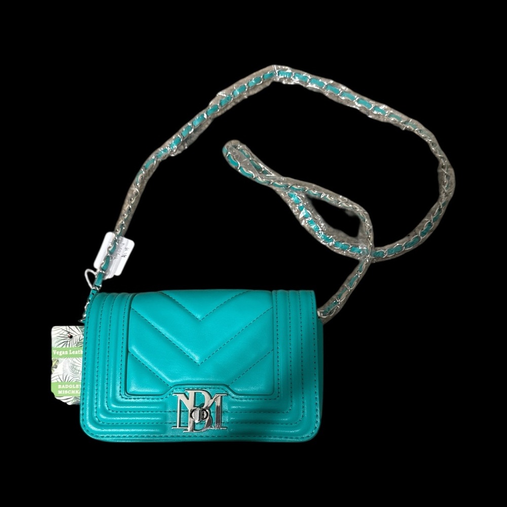 Elegant Teal Crossbody Bag with Chain Strap